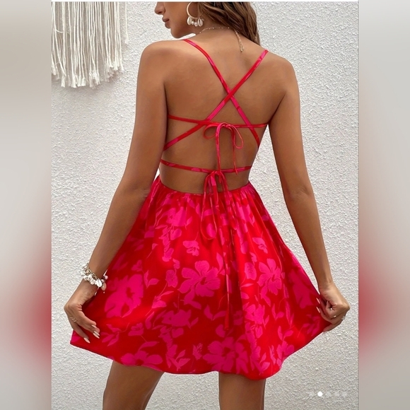 NWOT Elegant Red Floral Backless Dress Size S Summer Dress Knee Length - Picture 14 of 15